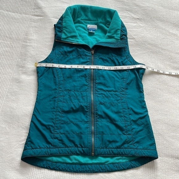 Columbia Lightweight Fleece Lined Vest Size XS - Picture 3 of 9